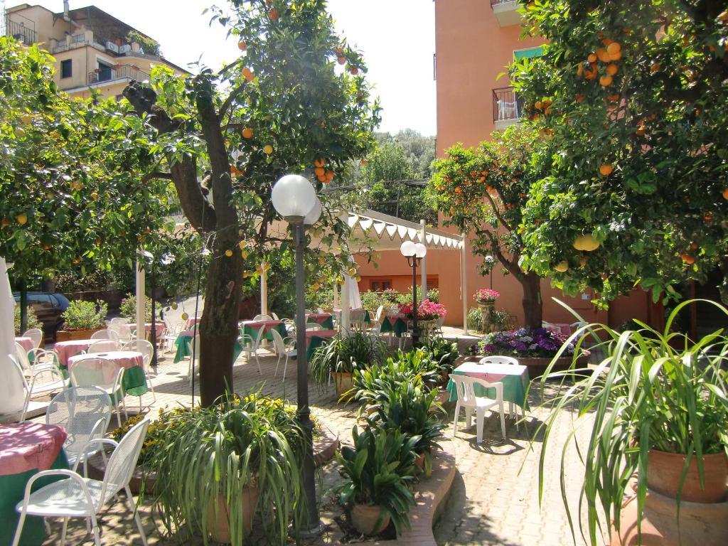 Hotel Girasole Península Sorrentina Exterior foto
